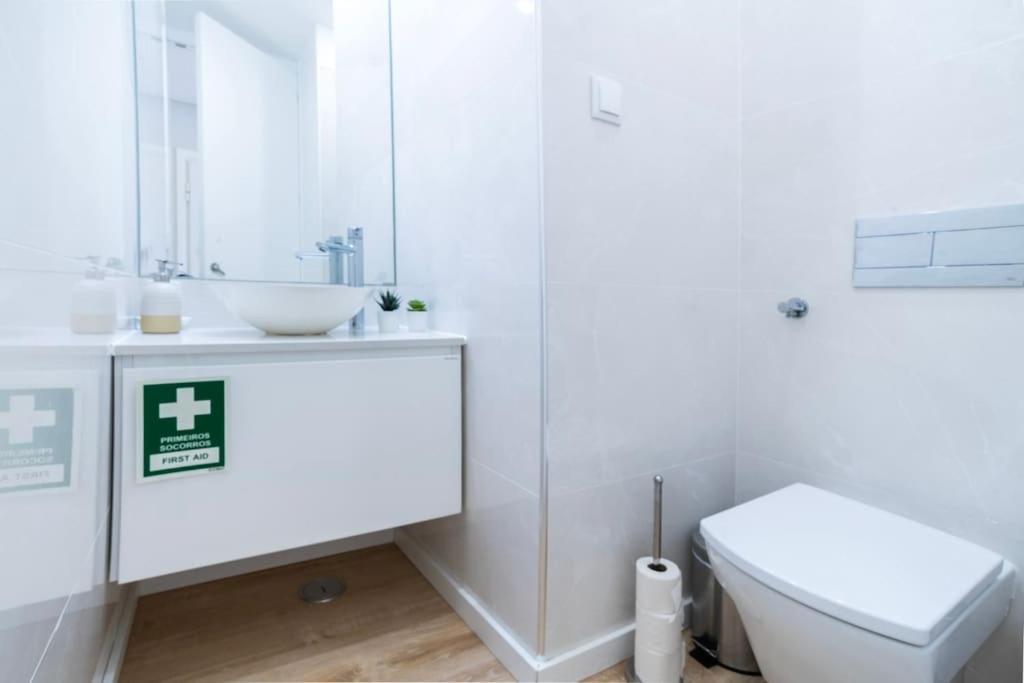 New - Luxury & Bright Apartment Lisboa المظهر الخارجي الصورة